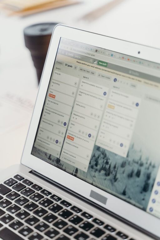 Jak usprawnić rozliczanie delegacji za pomocą formularzy online